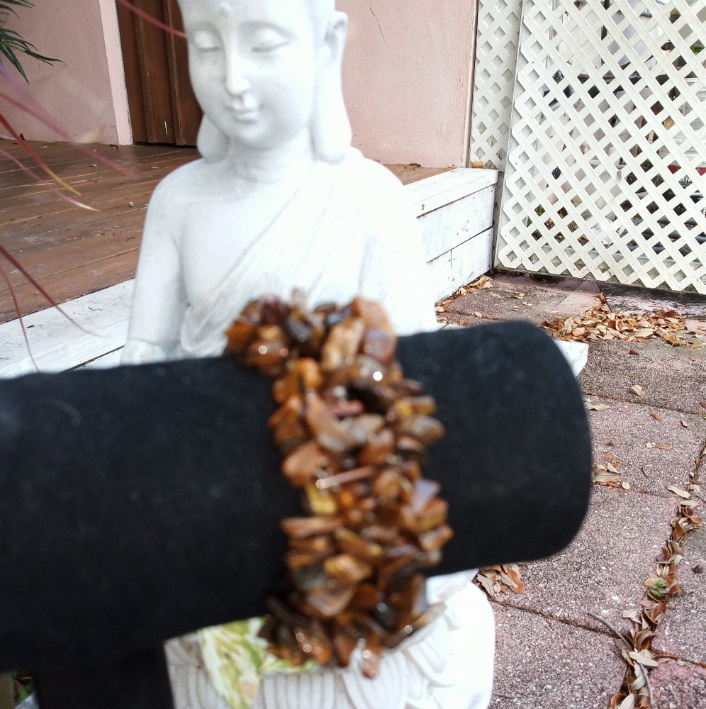 Tigers eye chips elastic bracelet